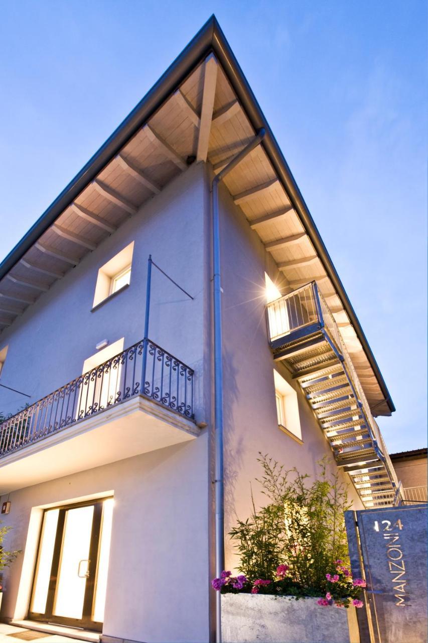 Manzoni 124 Bed&Relax Bed and Breakfast Esine Buitenkant foto