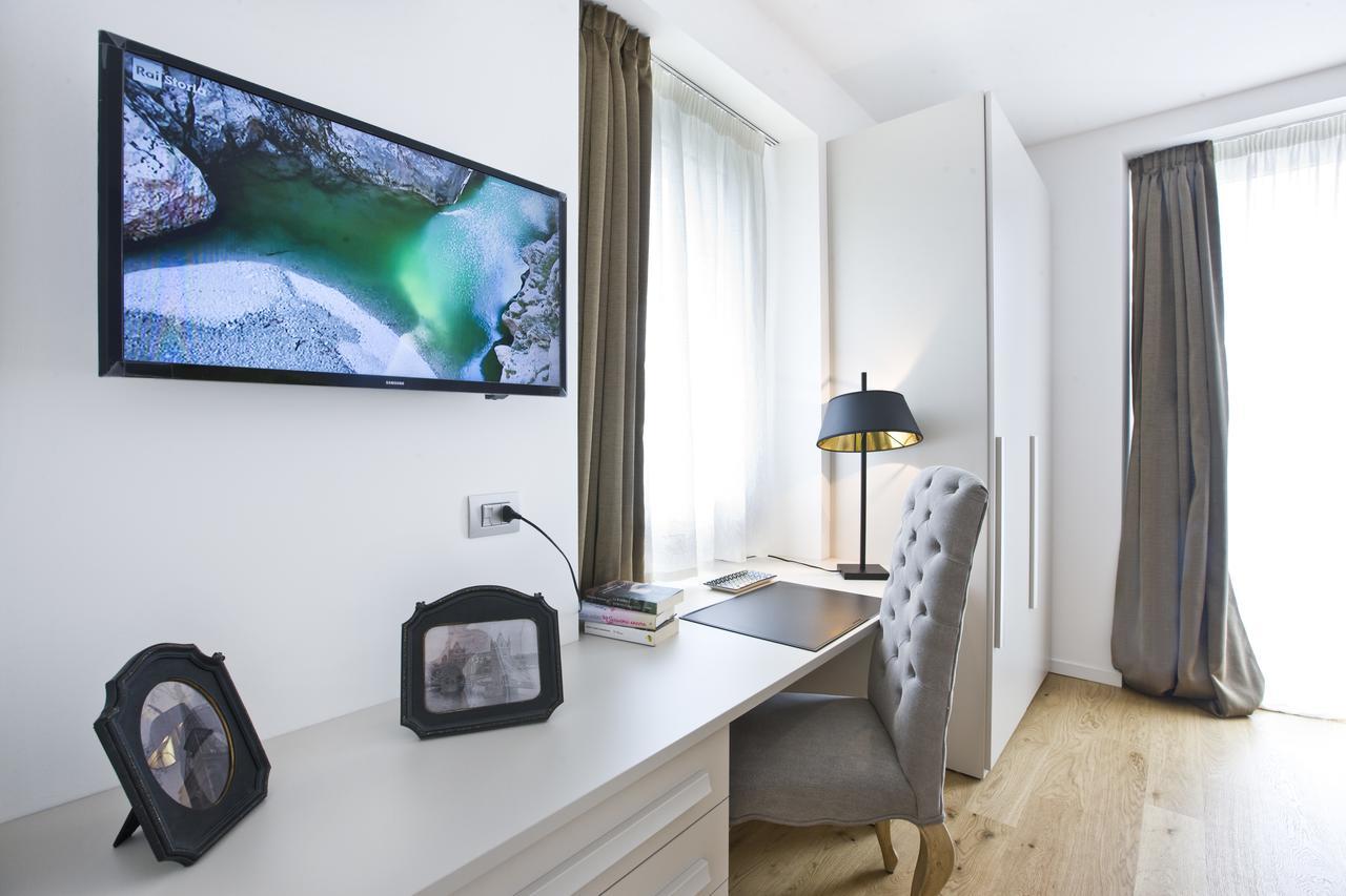 Manzoni 124 Bed&Relax Bed and Breakfast Esine Buitenkant foto
