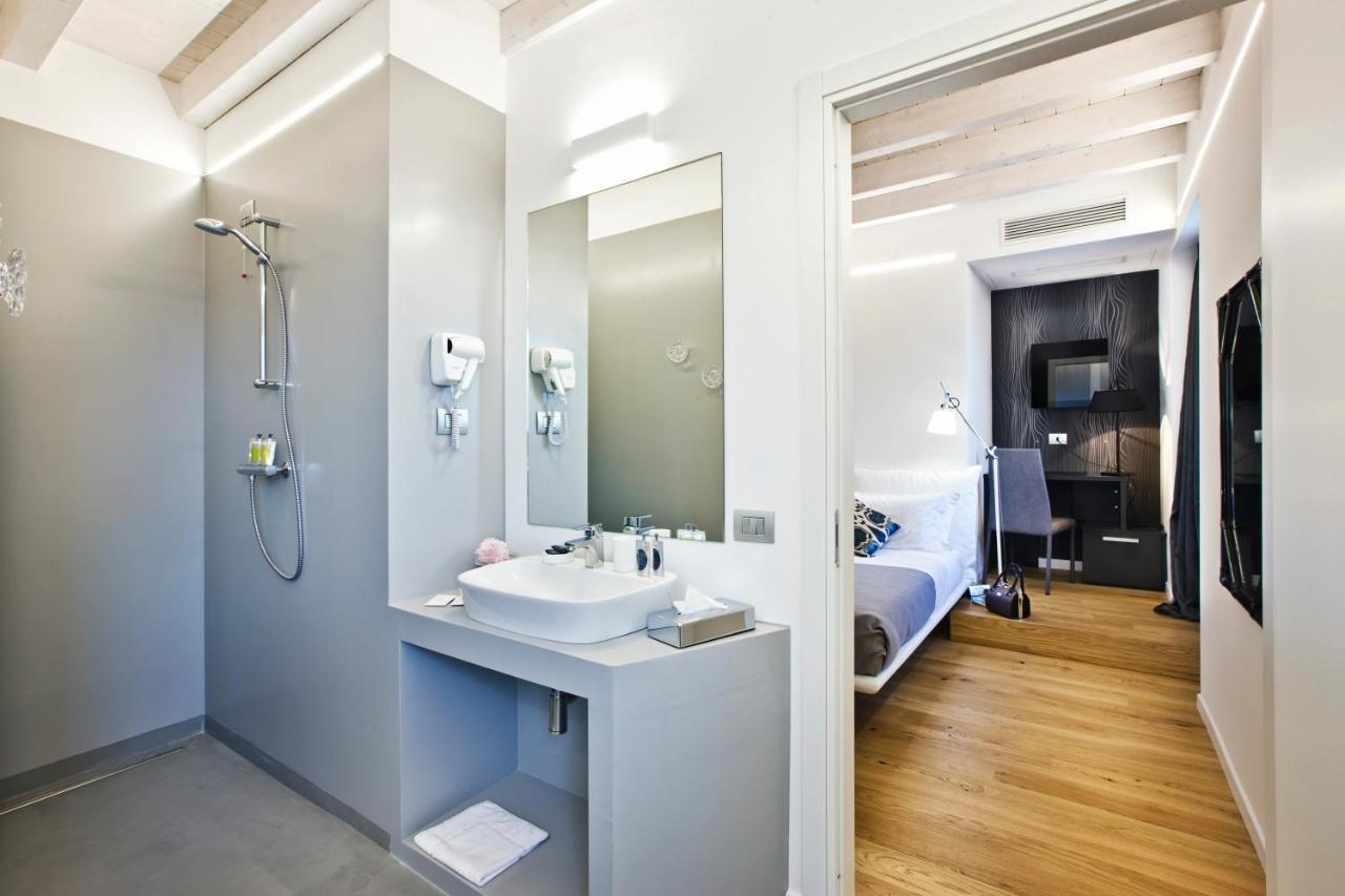 Manzoni 124 Bed&Relax Bed and Breakfast Esine Buitenkant foto