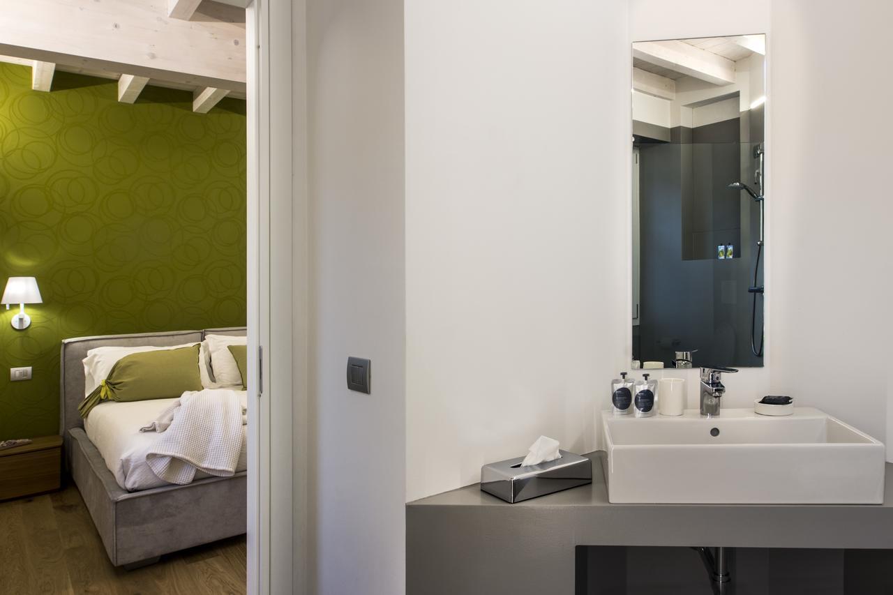 Manzoni 124 Bed&Relax Bed and Breakfast Esine Buitenkant foto