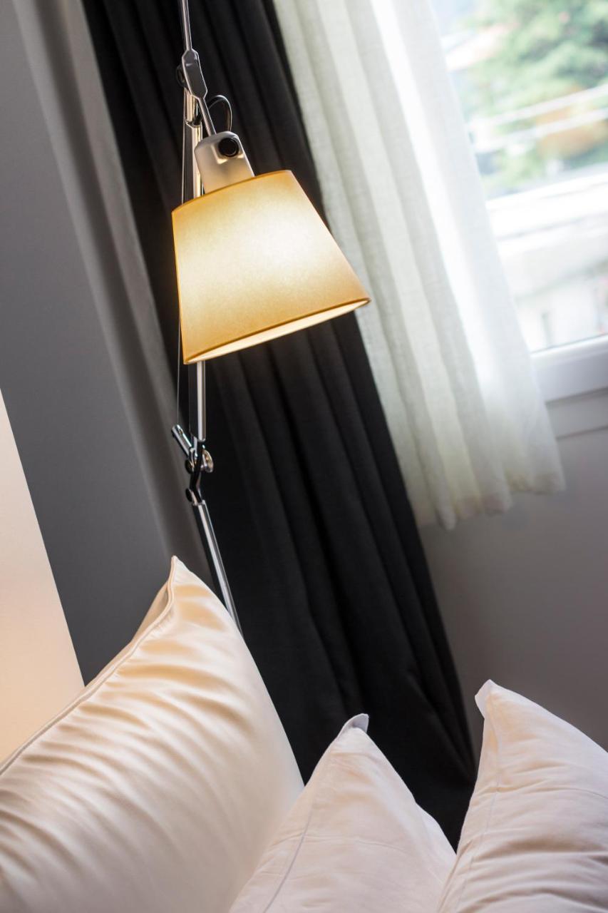 Manzoni 124 Bed&Relax Bed and Breakfast Esine Buitenkant foto