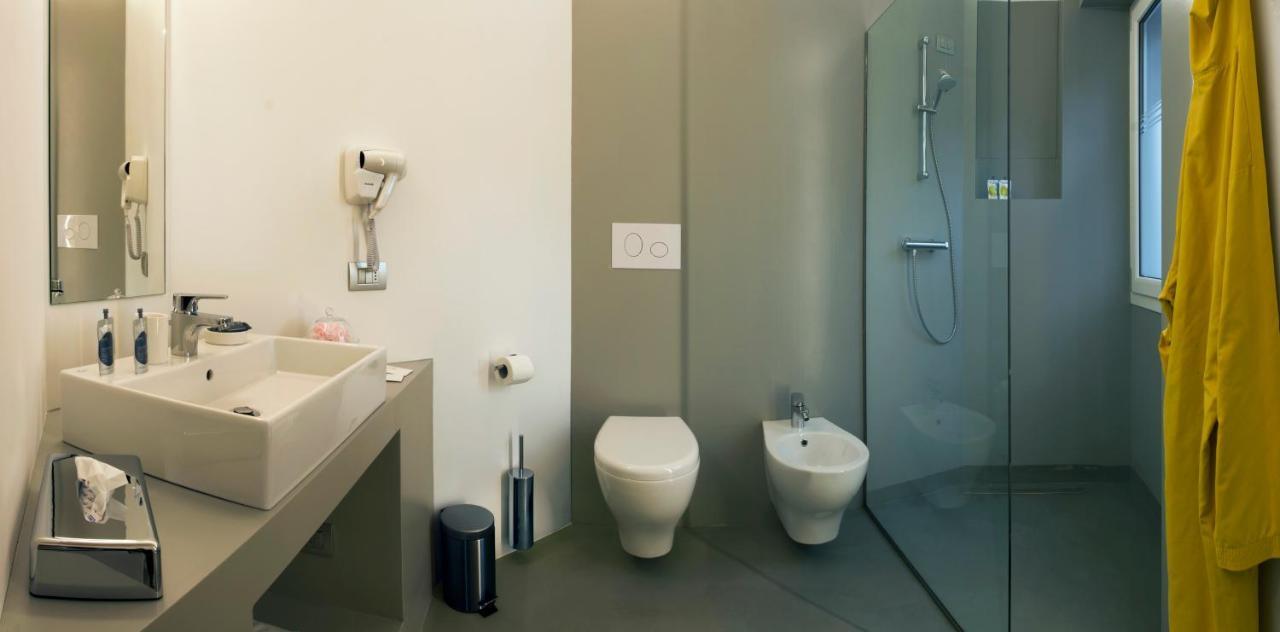Manzoni 124 Bed&Relax Bed and Breakfast Esine Buitenkant foto